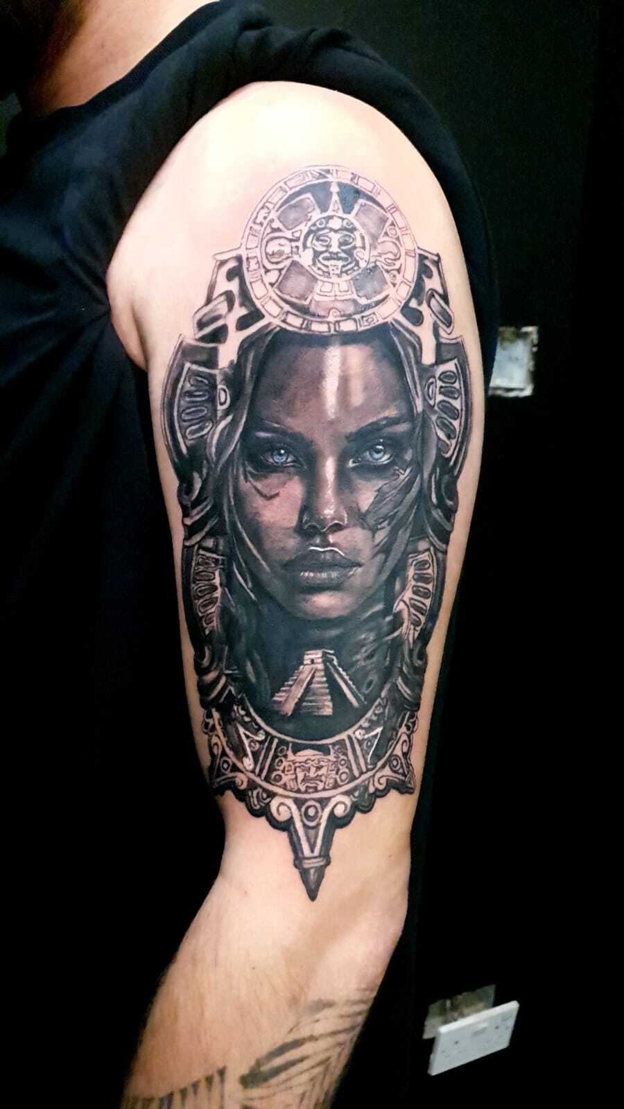 Transforming Arms into Art: Top 68 Tattoo Sleeve Ideas 4 Crown Women Shoulder Black and White Tattoo 2